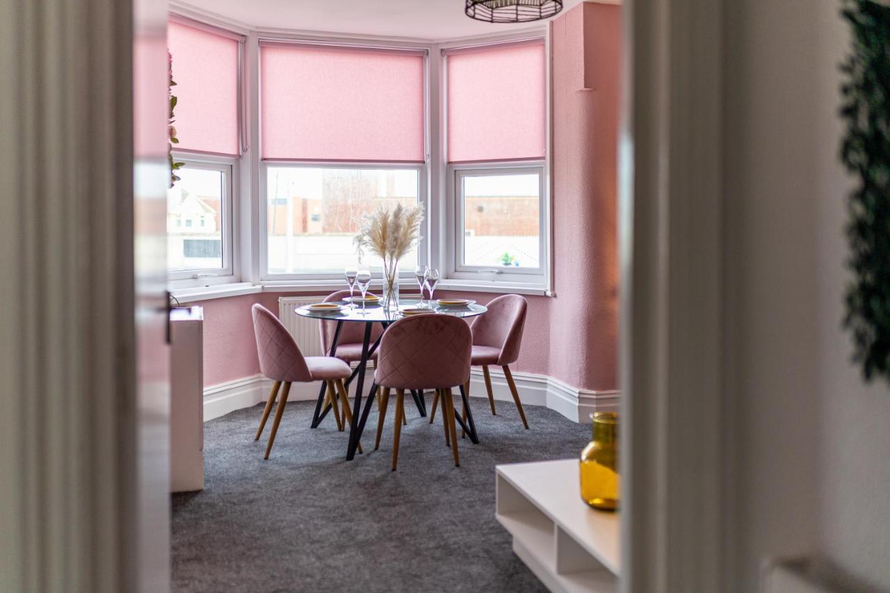 Charles Alexander Short Stay - Botanical House Cleveleys Dış mekan fotoğraf